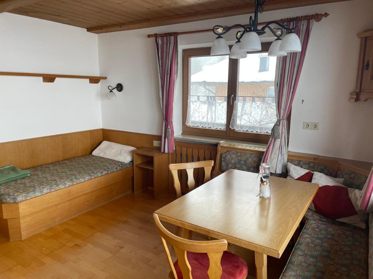 Ferienwohnung Riedmann Oberndorf in Tirol Luaran gambar